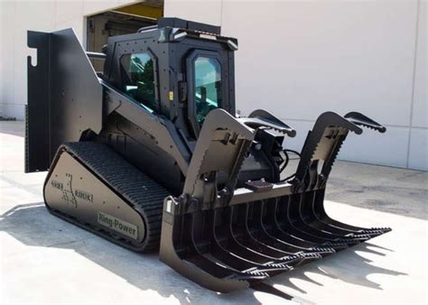 nypd armored skid steer|Here's the Armored Caterpillar That SWAT Teams  .